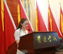 说明: E:\办公资料\照片与视频\贵阳学院工作图片\2020年\9月\10日——庆祝第36教师节\精选图片\AB3A0484.JPG